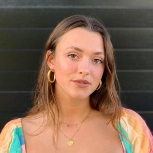 Meet your Posher, Valeria